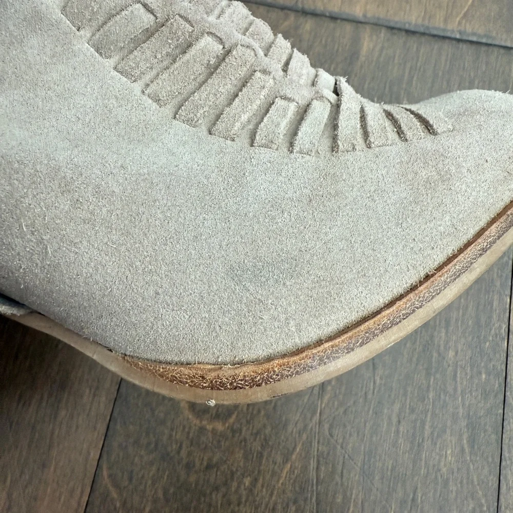 SEYCHELLES  Impossible Beige Suede Harness Ankle Heeled Booties Size 7.5 Women’s